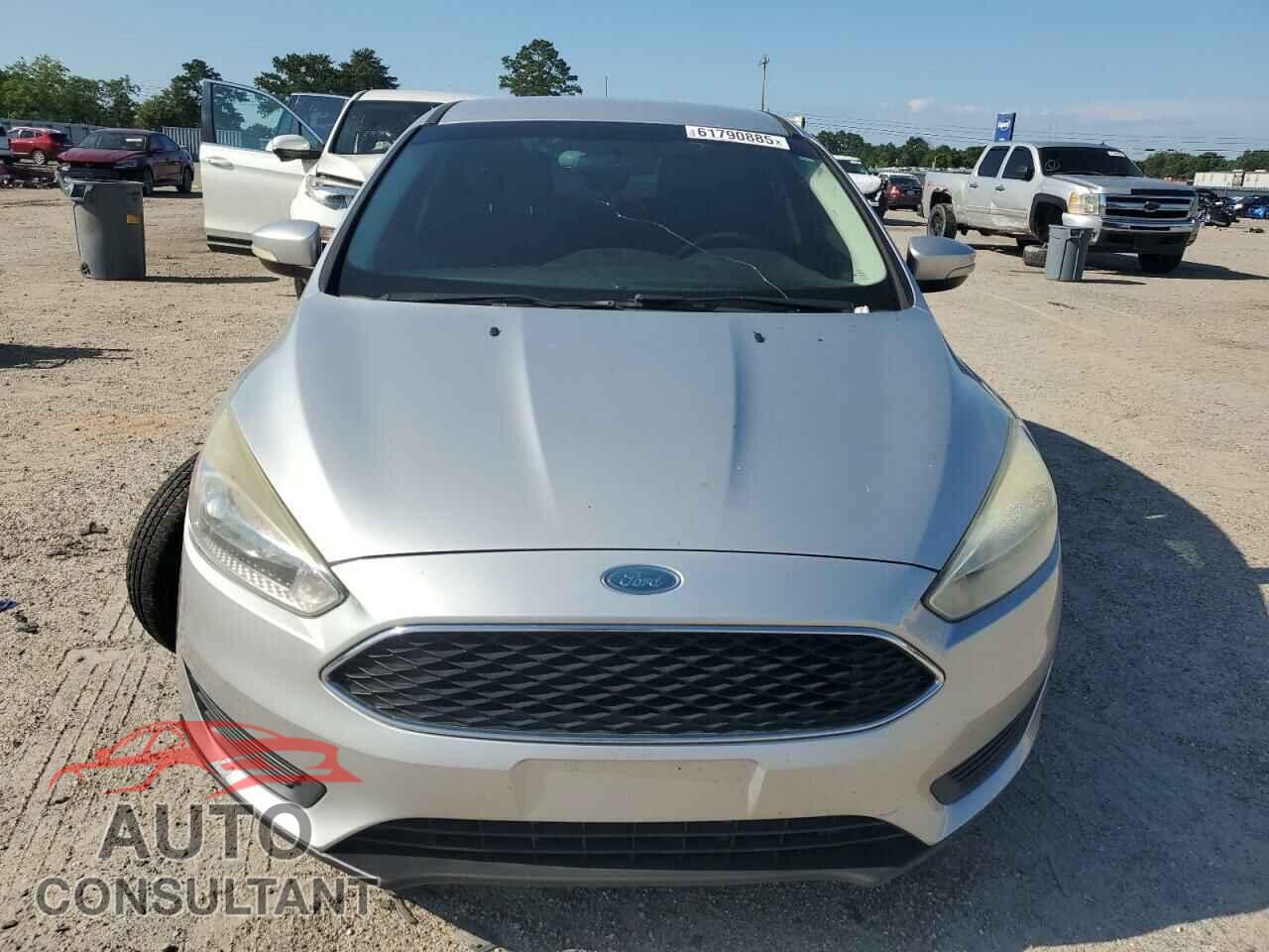 FORD FOCUS 2015 - 1FADP3F24FL297889