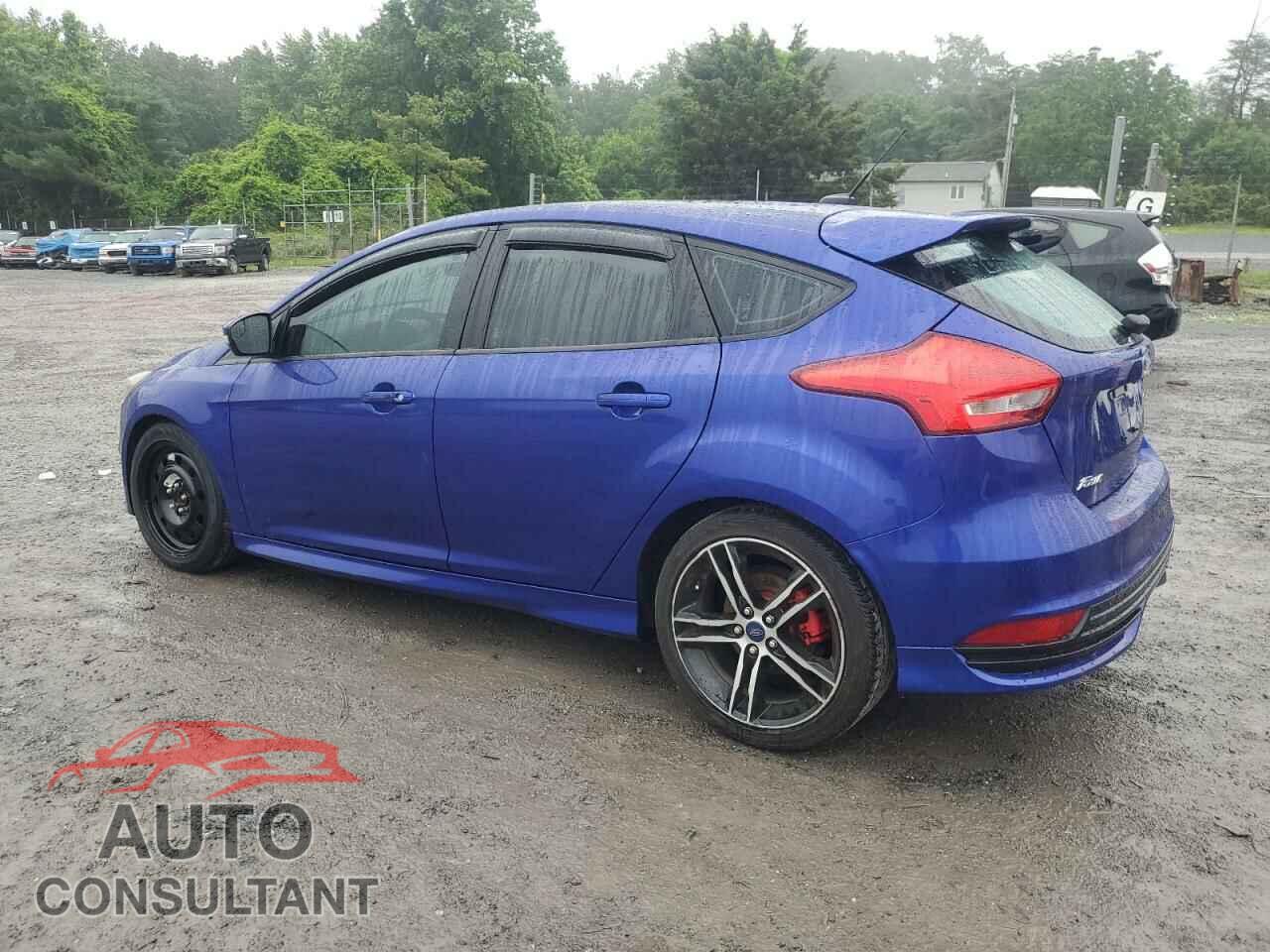 FORD FOCUS 2015 - 1FADP3L93FL267297