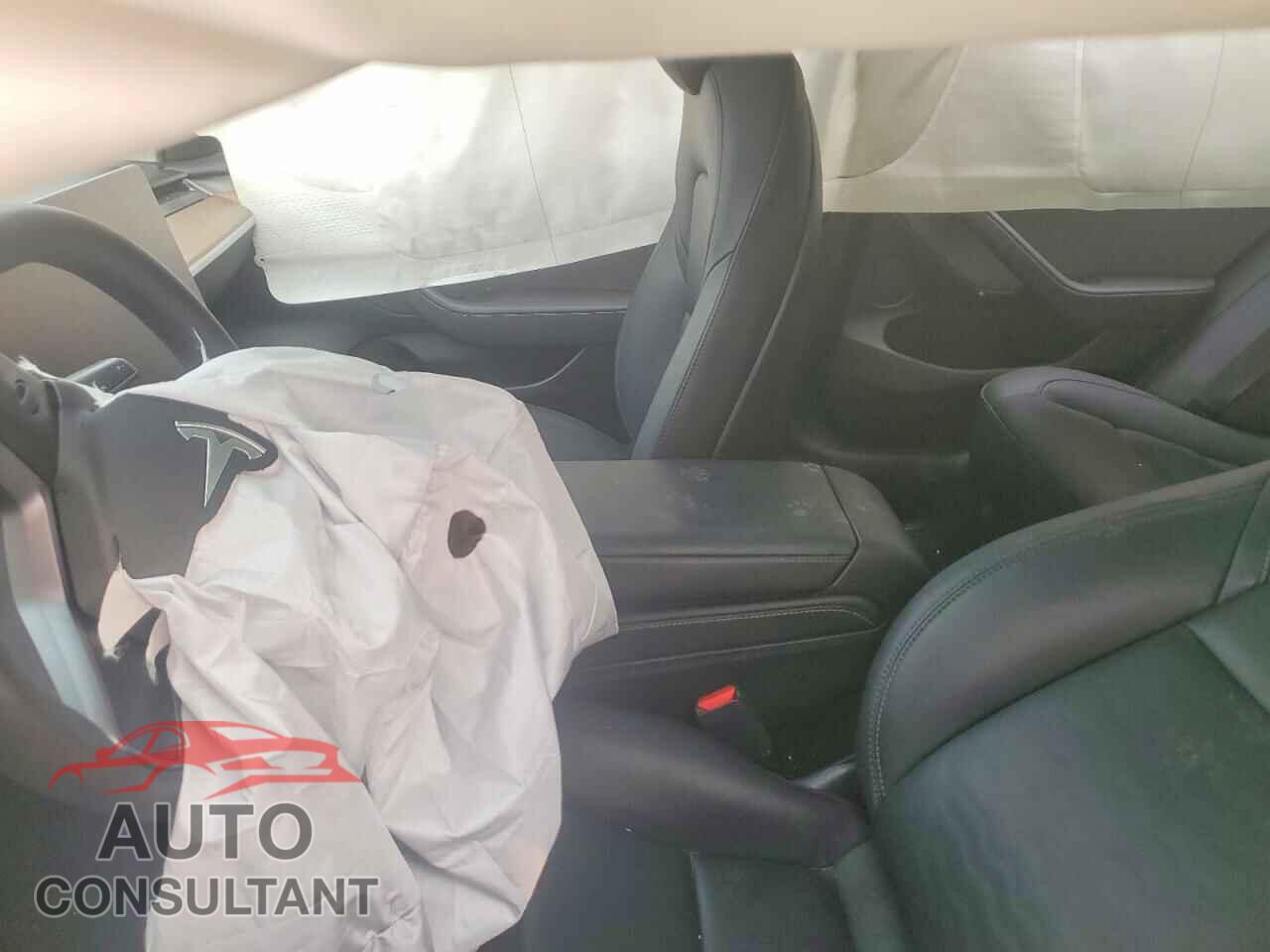 TESLA MODEL 3 2023 - 5YJ3E1EB3PF390943