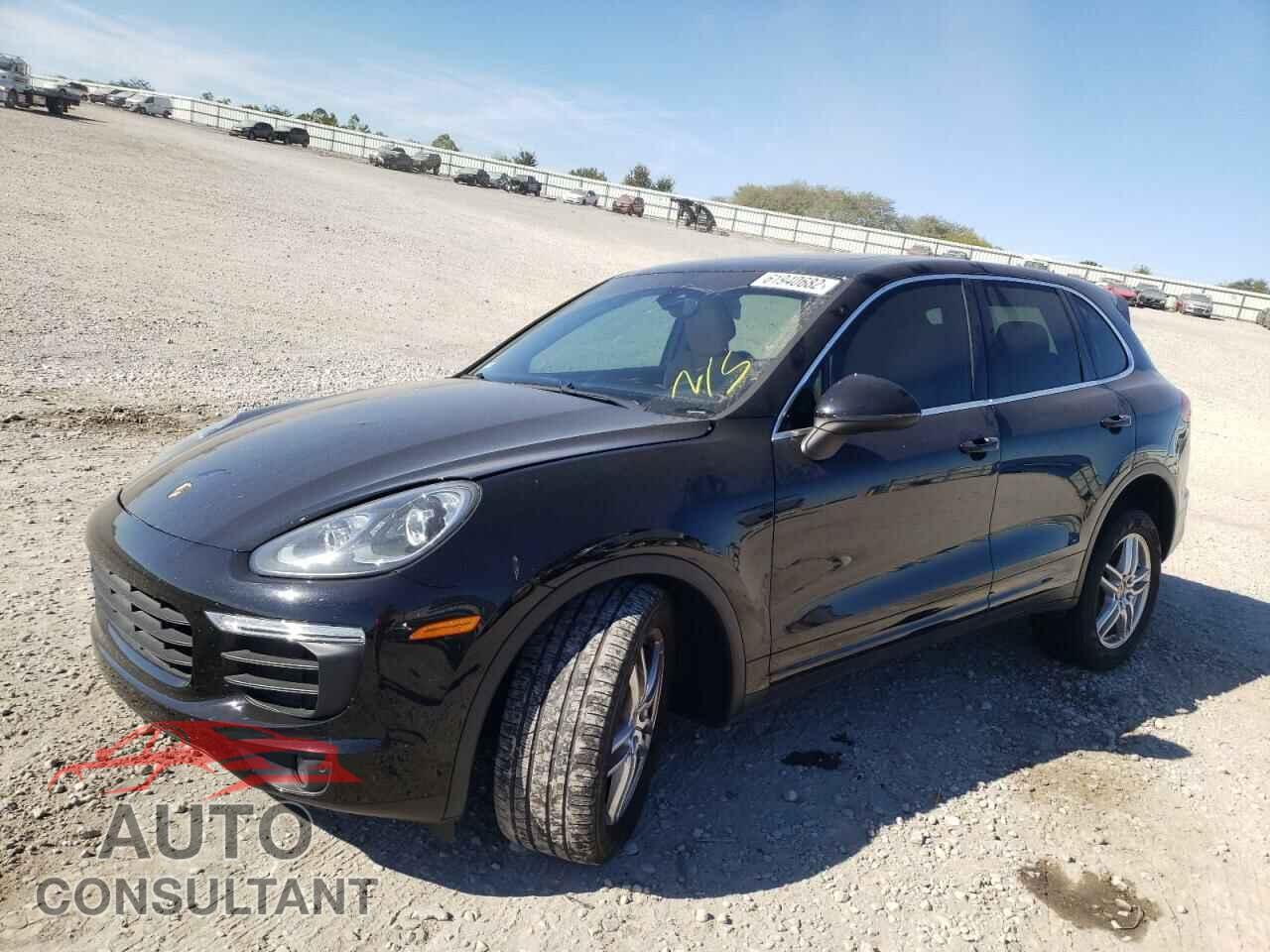 PORSCHE CAYENNE 2018 - WP1AA2A22JKA00969