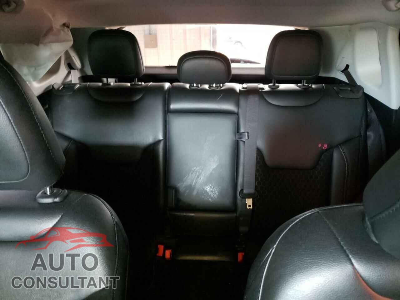 JEEP COMPASS 2020 - 3C4NJDBB8LT209230