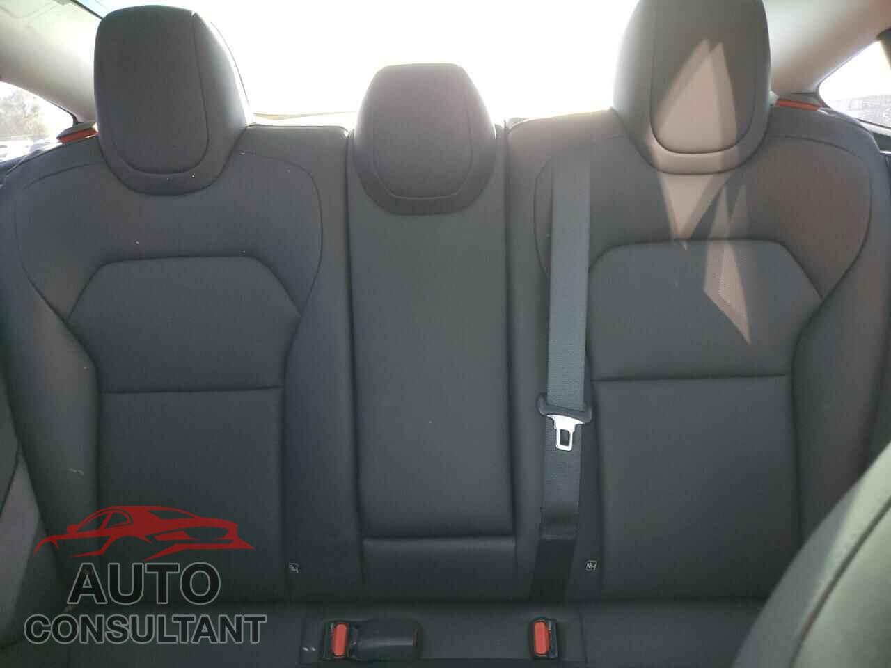 TESLA MODEL 3 2024 - 5YJ3E1ET1RF856235