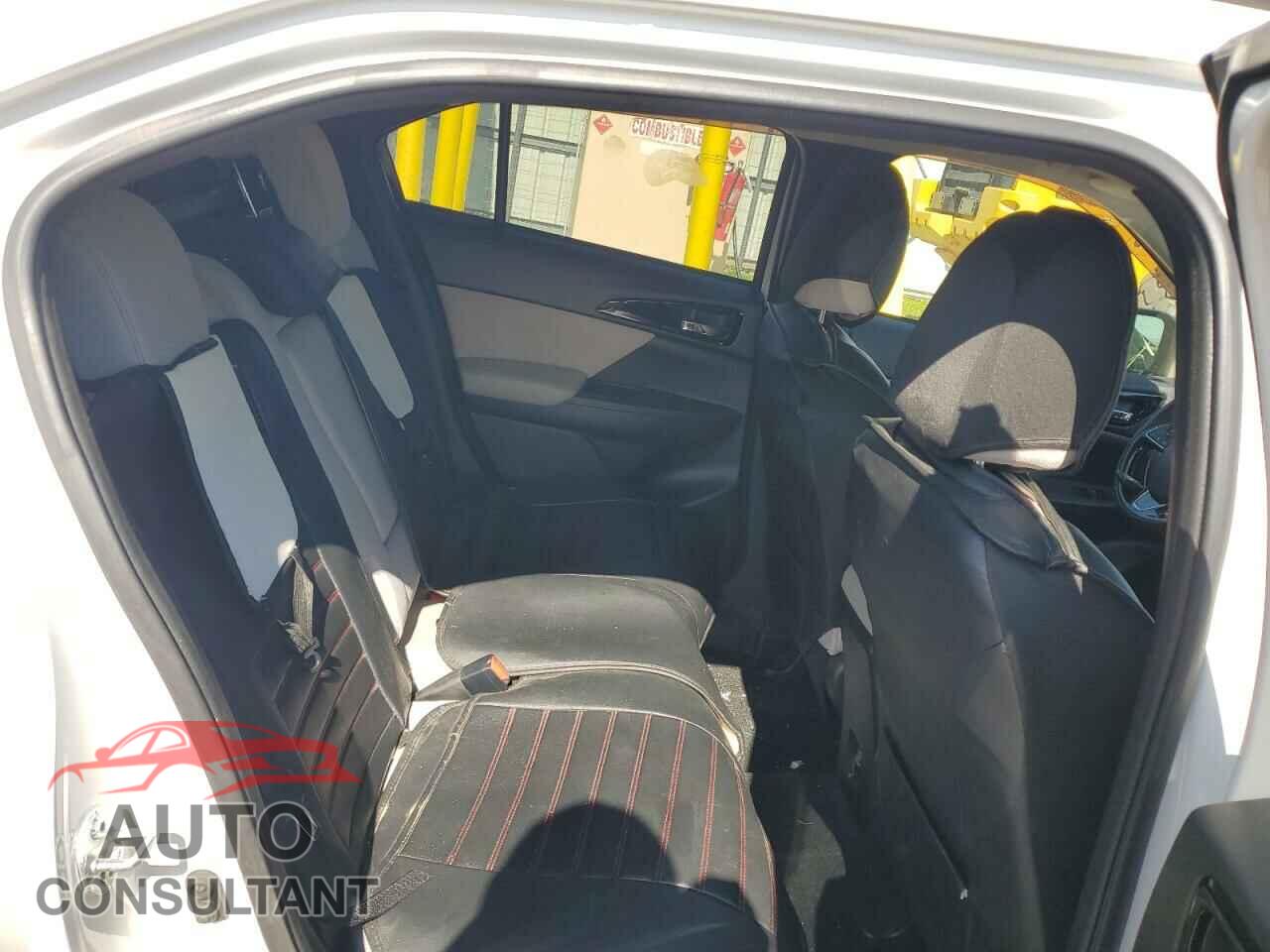 MITSUBISHI ECLIPSE 2019 - JA4AT5AA1KZ010996