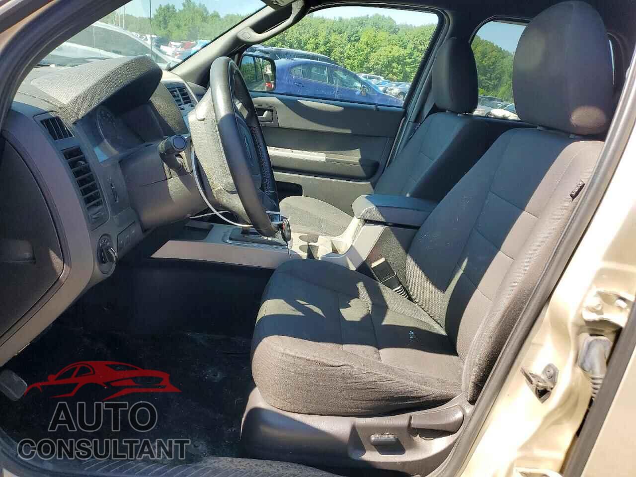 FORD ESCAPE 2012 - 1FMCU9D74CKA77892