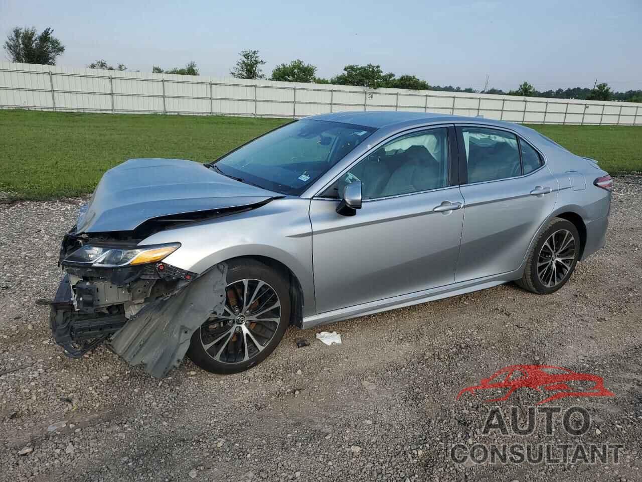 TOYOTA CAMRY 2020 - 4T1G11AK5LU941440