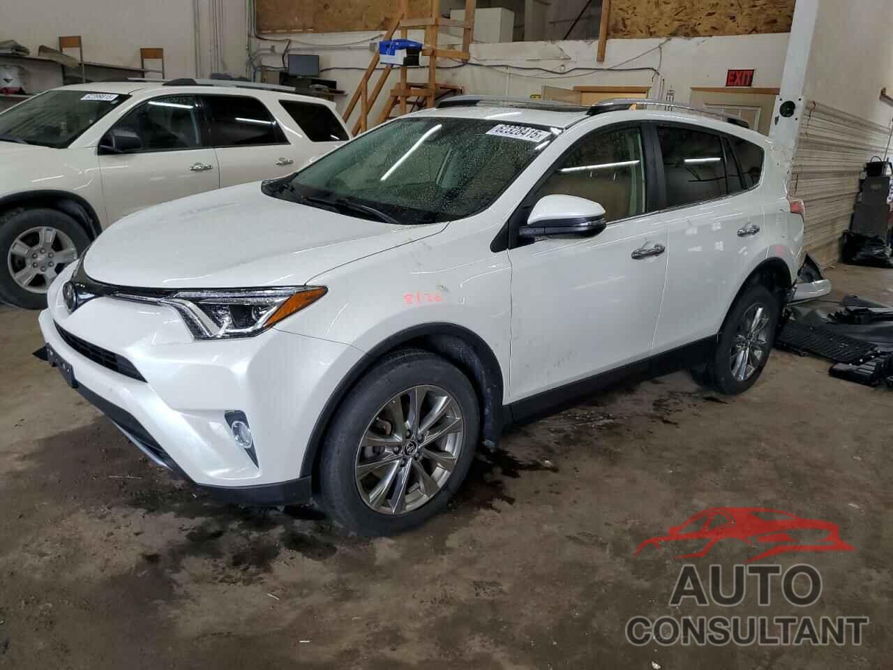 TOYOTA RAV4 2018 - JTMDFREVXJD236979