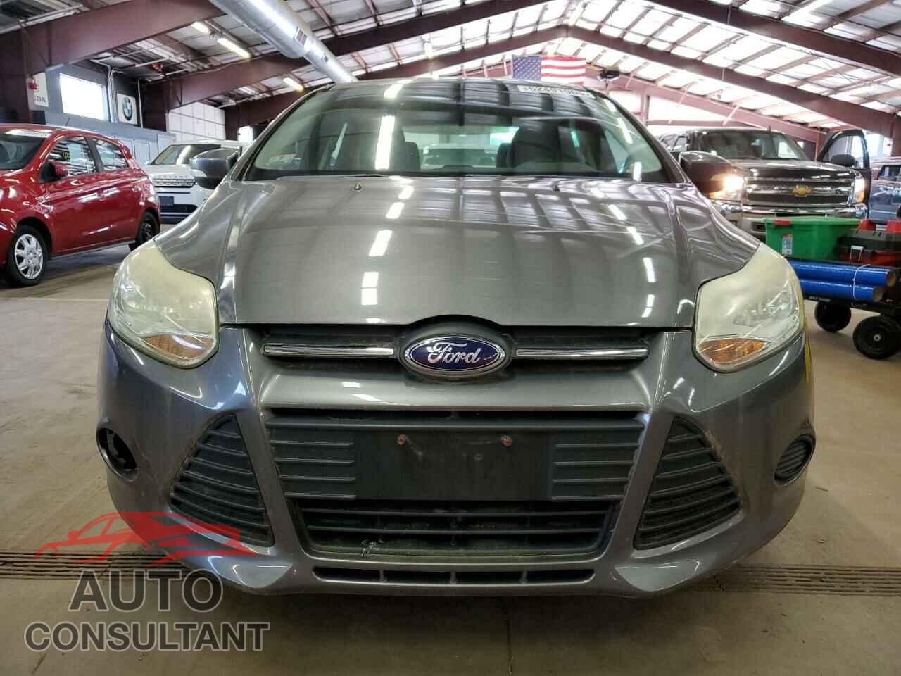 FORD FOCUS 2014 - 1FADP3F21EL215003