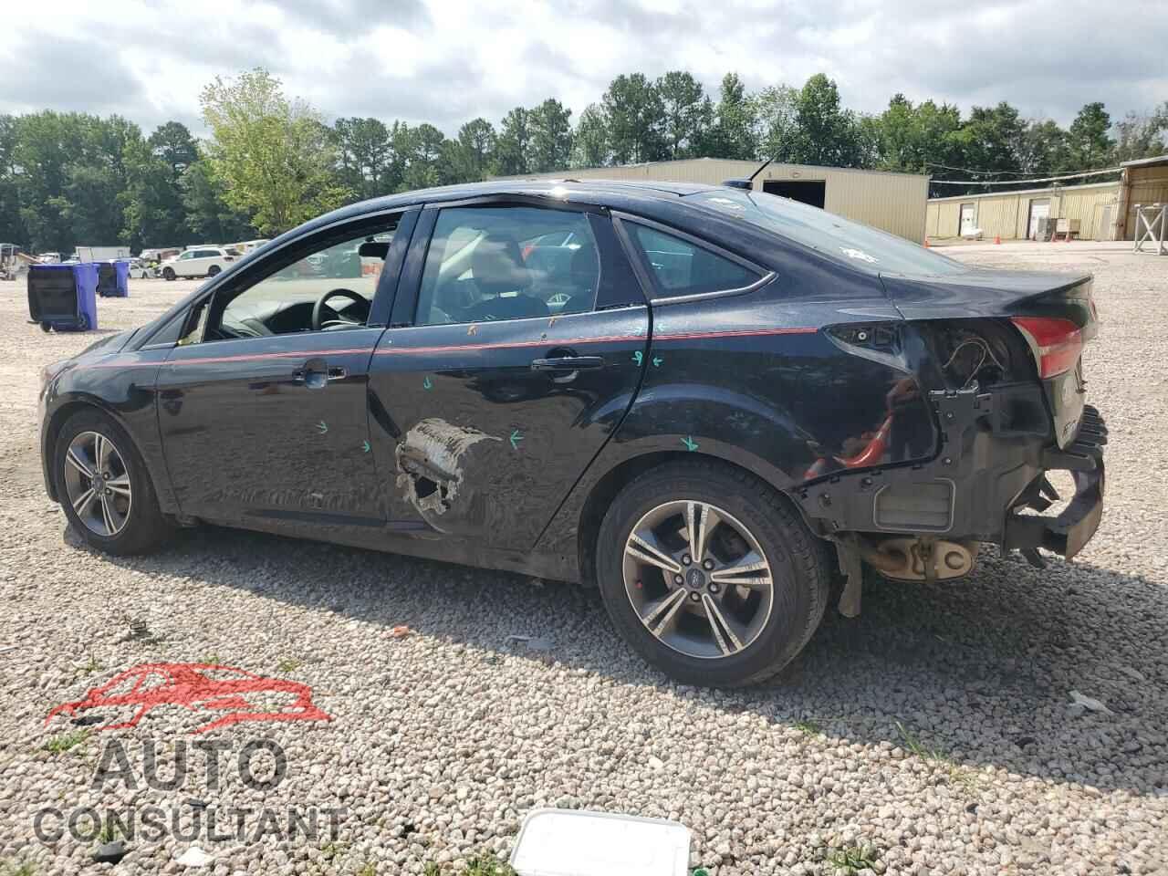FORD FOCUS 2017 - 1FADP3FE8HL271017