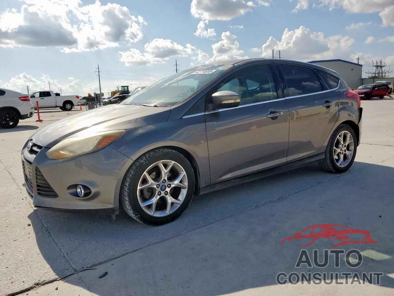 FORD FOCUS 2012 - 1FAHP3N26CL172407