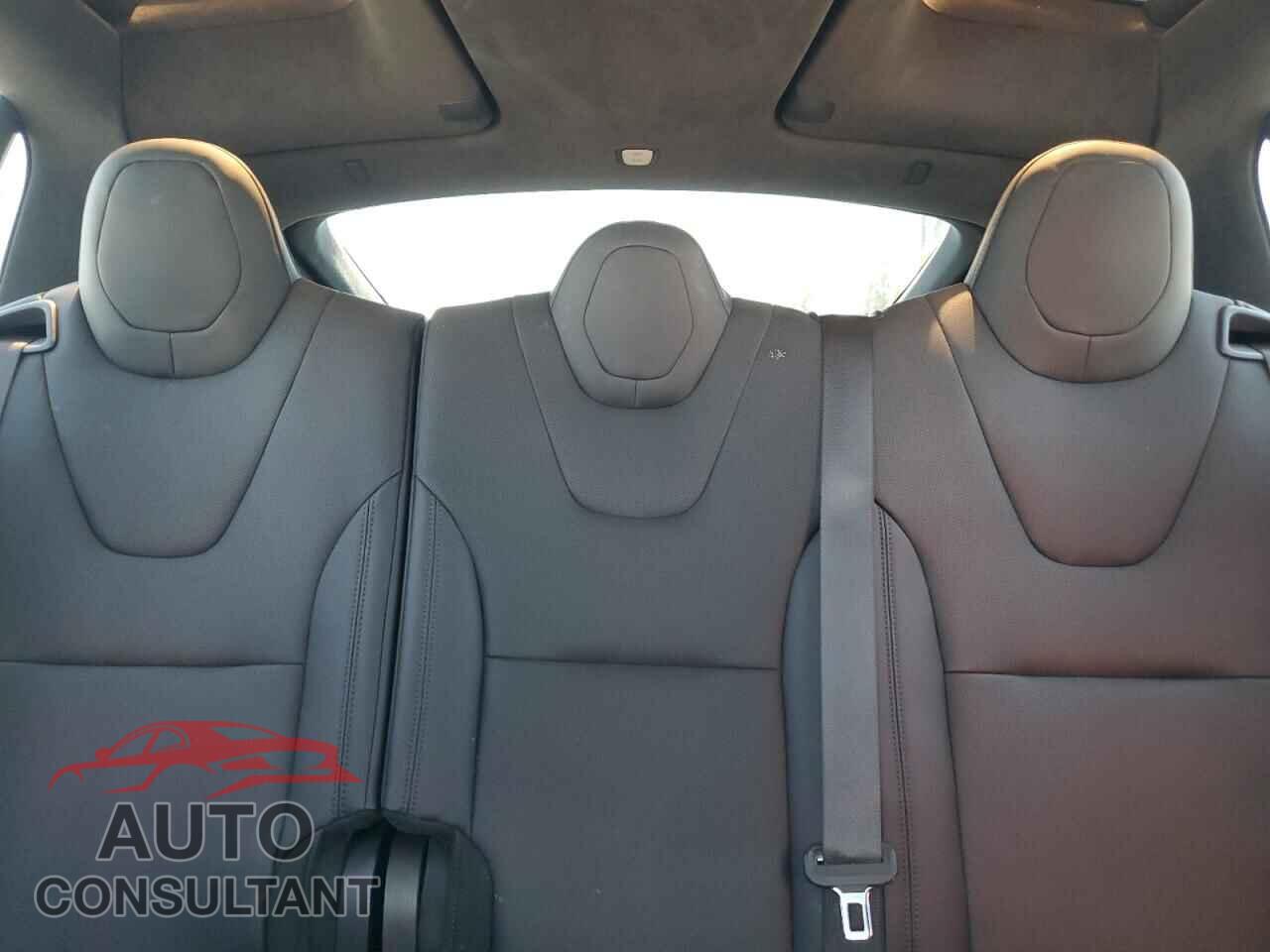 TESLA MODEL X 2023 - 7SAXCAE53PF413500