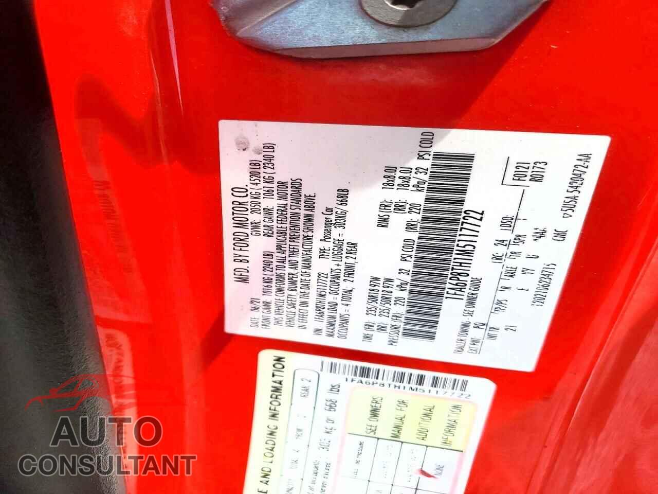 FORD MUSTANG 2021 - 1FA6P8TH1M5117722