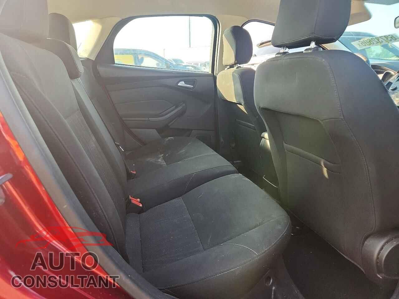 FORD FOCUS 2017 - 1FADP3K29HL310581