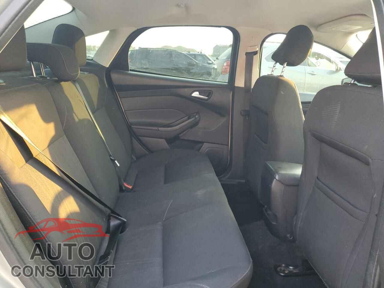 FORD FOCUS 2016 - 1FADP3F21GL340814