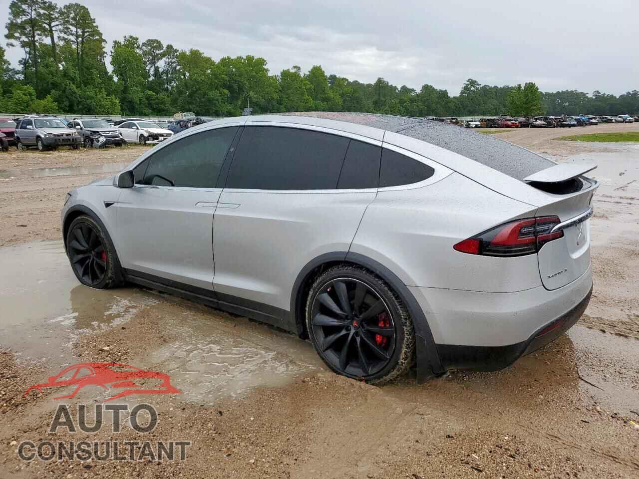 TESLA MODEL X 2017 - 5YJXCDE46HF045188