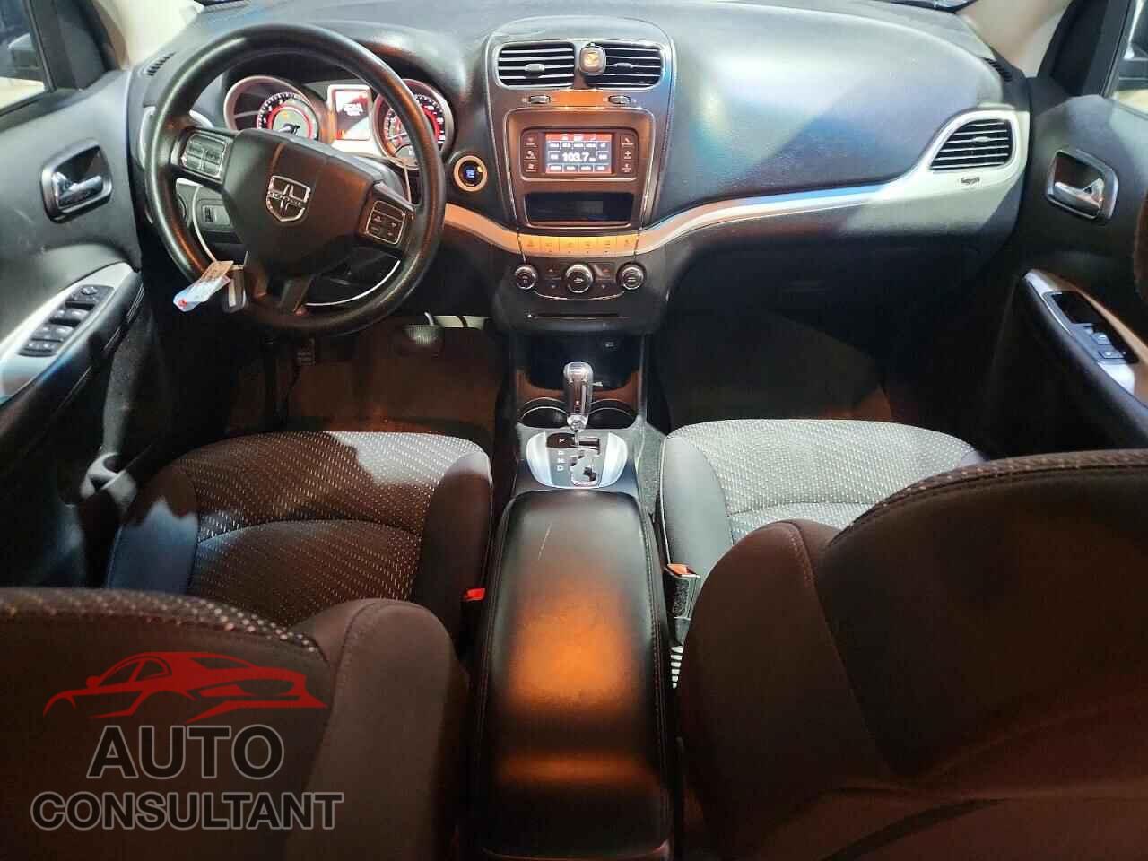 DODGE JOURNEY 2015 - 3C4PDDAG4FT512393