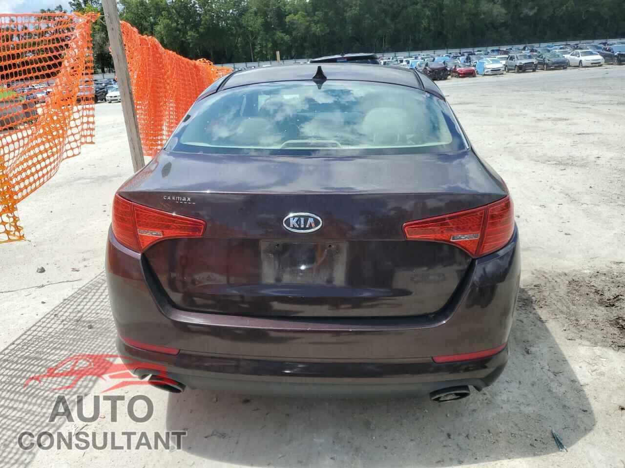 KIA OPTIMA 2011 - KNAGN4A74B5076858