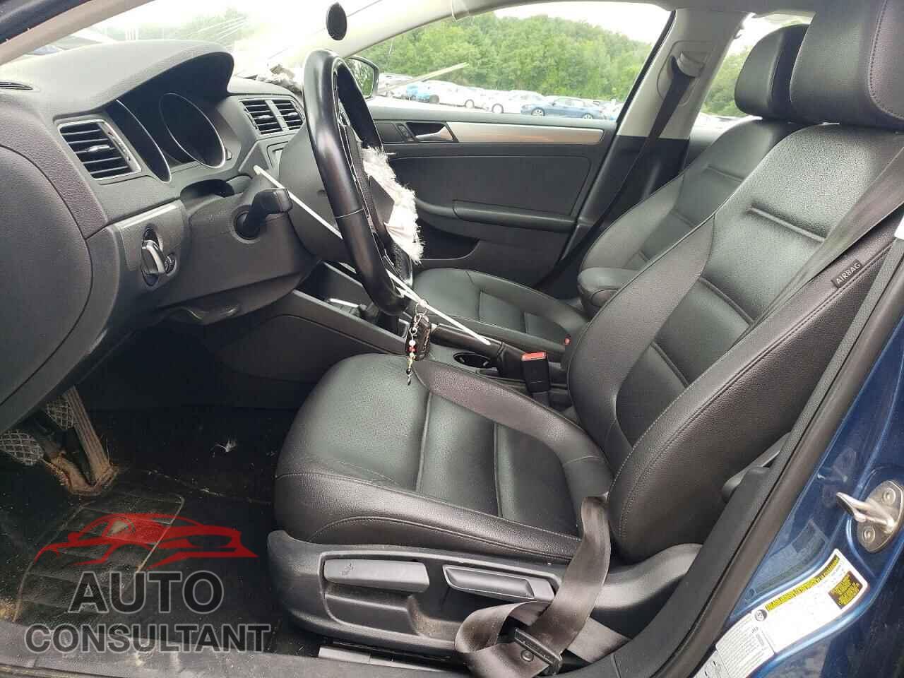 VOLKSWAGEN JETTA 2017 - 3VWB67AJ4HM327109