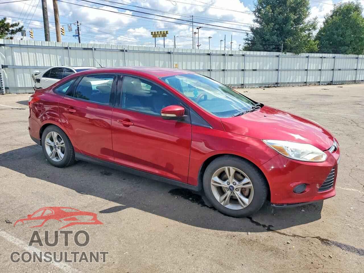 FORD FOCUS 2014 - 1FADP3F2XEL194278