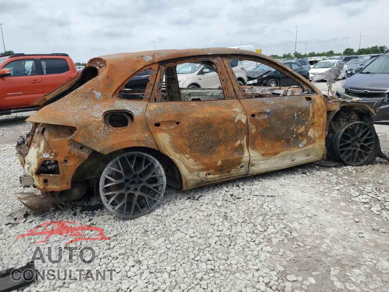 PORSCHE MACAN 2016 - WP1AB2A57GLB43233