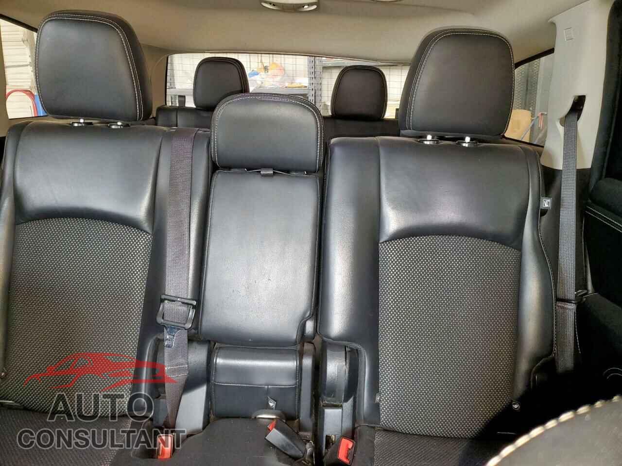 DODGE JOURNEY 2017 - 3C4PDCGB4HT560159
