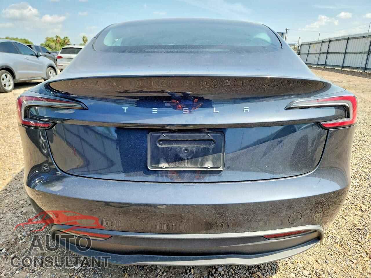 TESLA MODEL 3 2025 - 5YJ3E1EA6SF012986