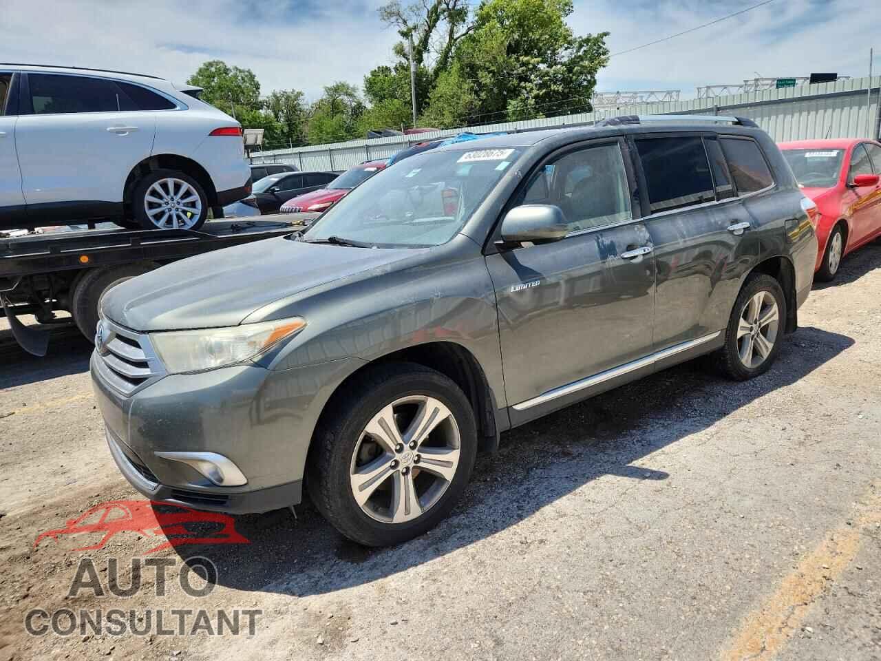 TOYOTA HIGHLANDER 2013 - 5TDYK3EH6DS101026