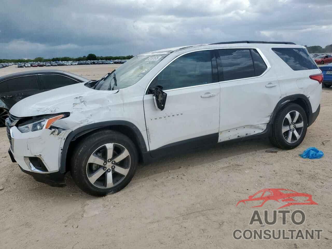 CHEVROLET TRAVERSE 2019 - 1GNERHKW3KJ255239
