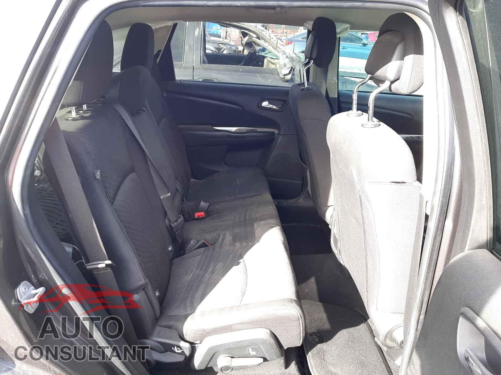 DODGE JOURNEY 2018 - 3C4PDCBB2JT170934