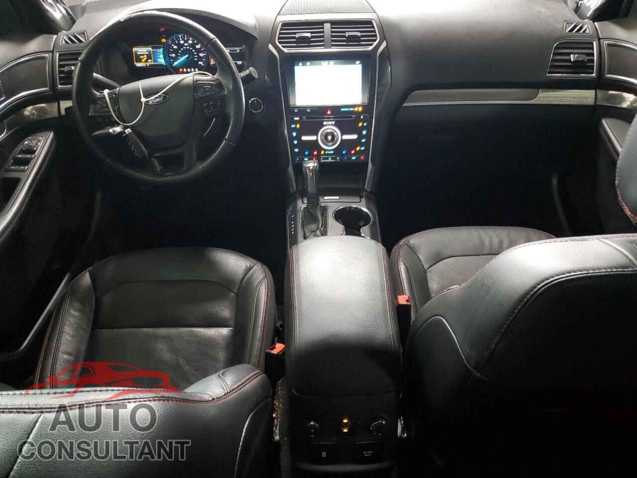 FORD EXPLORER 2018 - 1FM5K8GT7JGB37911