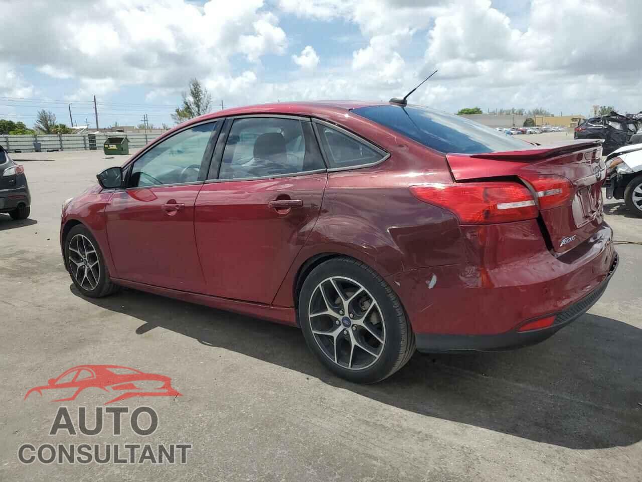 FORD FOCUS 2015 - 1FADP3F24FL332883