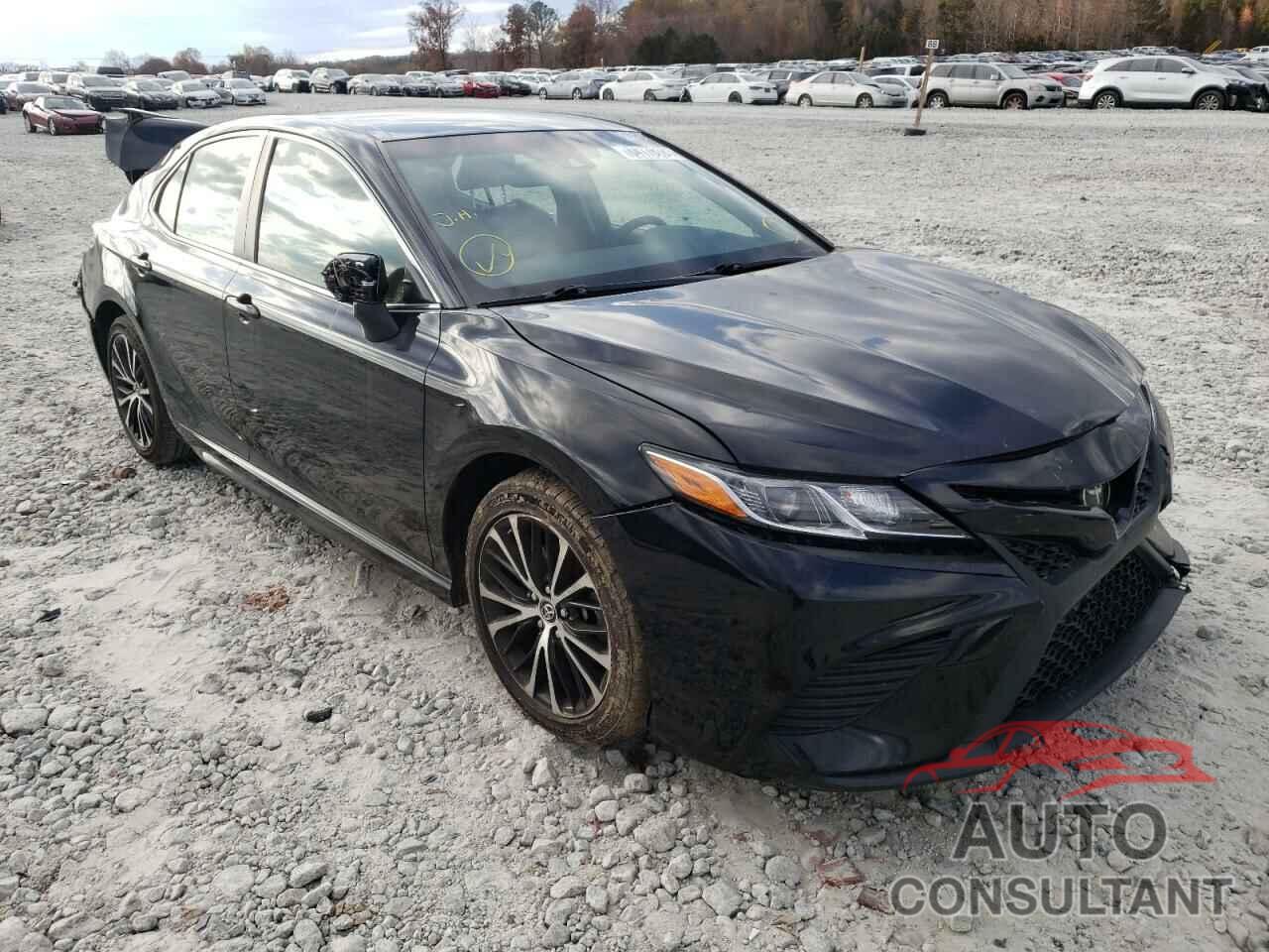 TOYOTA CAMRY 2018 - JTNB11HKXJ3045976