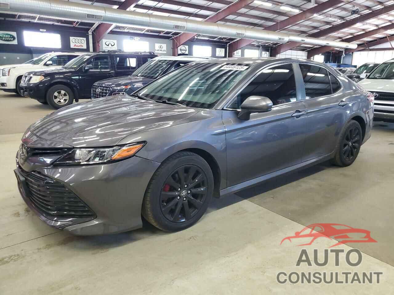 TOYOTA CAMRY 2018 - 4T1B11HK7JU102189
