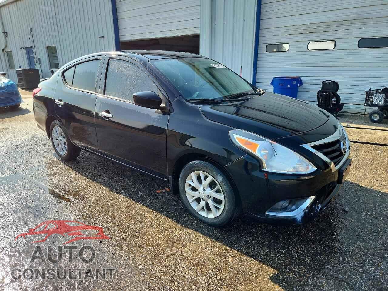 NISSAN VERSA 2019 - 3N1CN7AP3KL805860