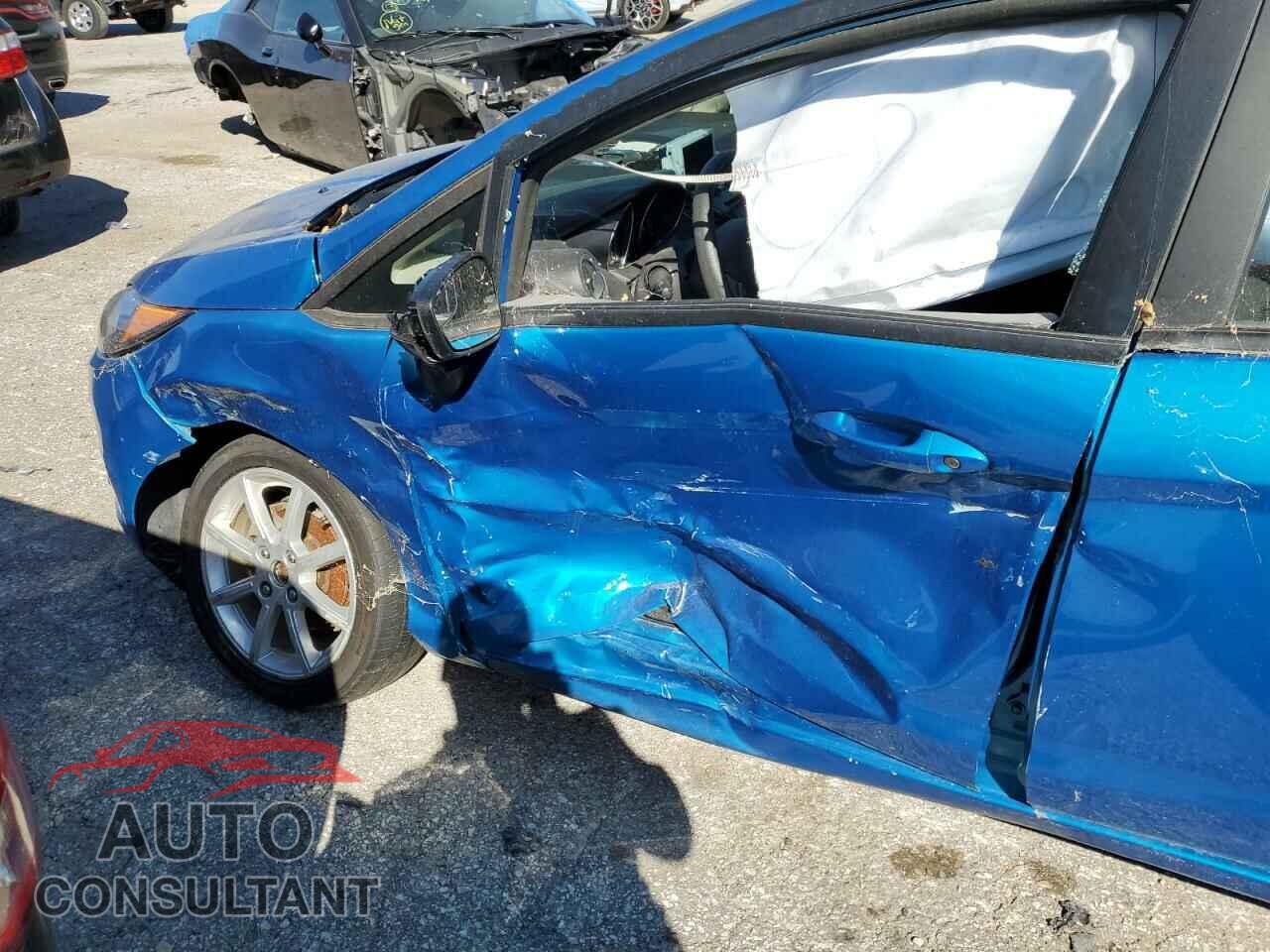 FORD FIESTA 2017 - 3FADP4EJ2HM122993