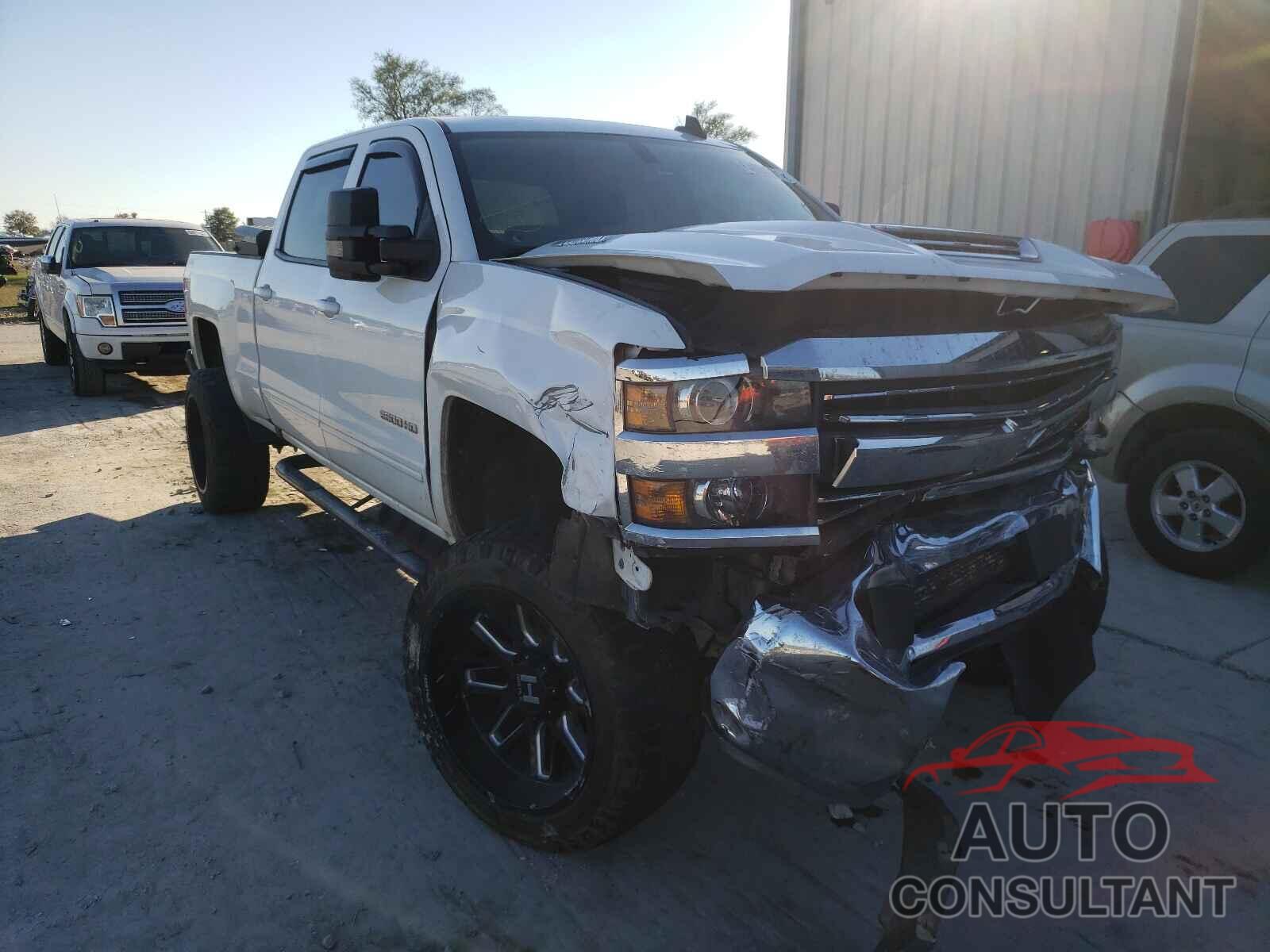 CHEVROLET SILVERADO 2018 - 1GC1KVEY1JF272856