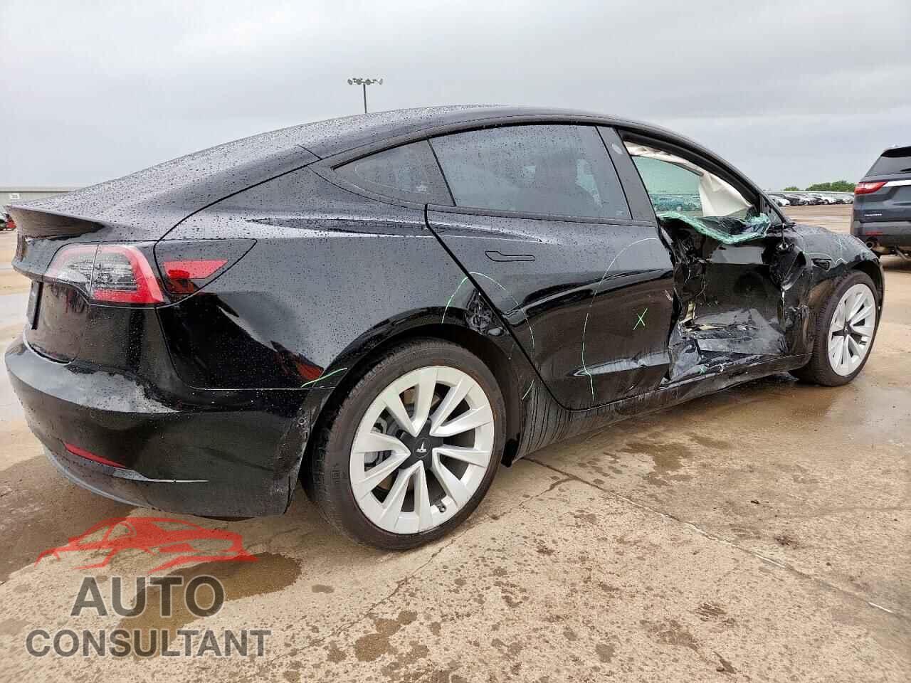 TESLA MODEL 3 2022 - 5YJ3E1EA2NF331046