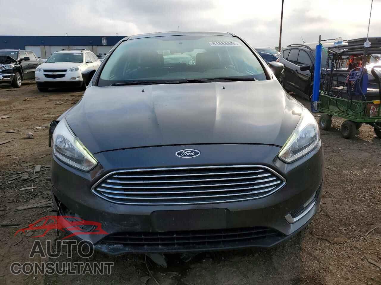 FORD FOCUS 2017 - 1FADP3N24HL220170