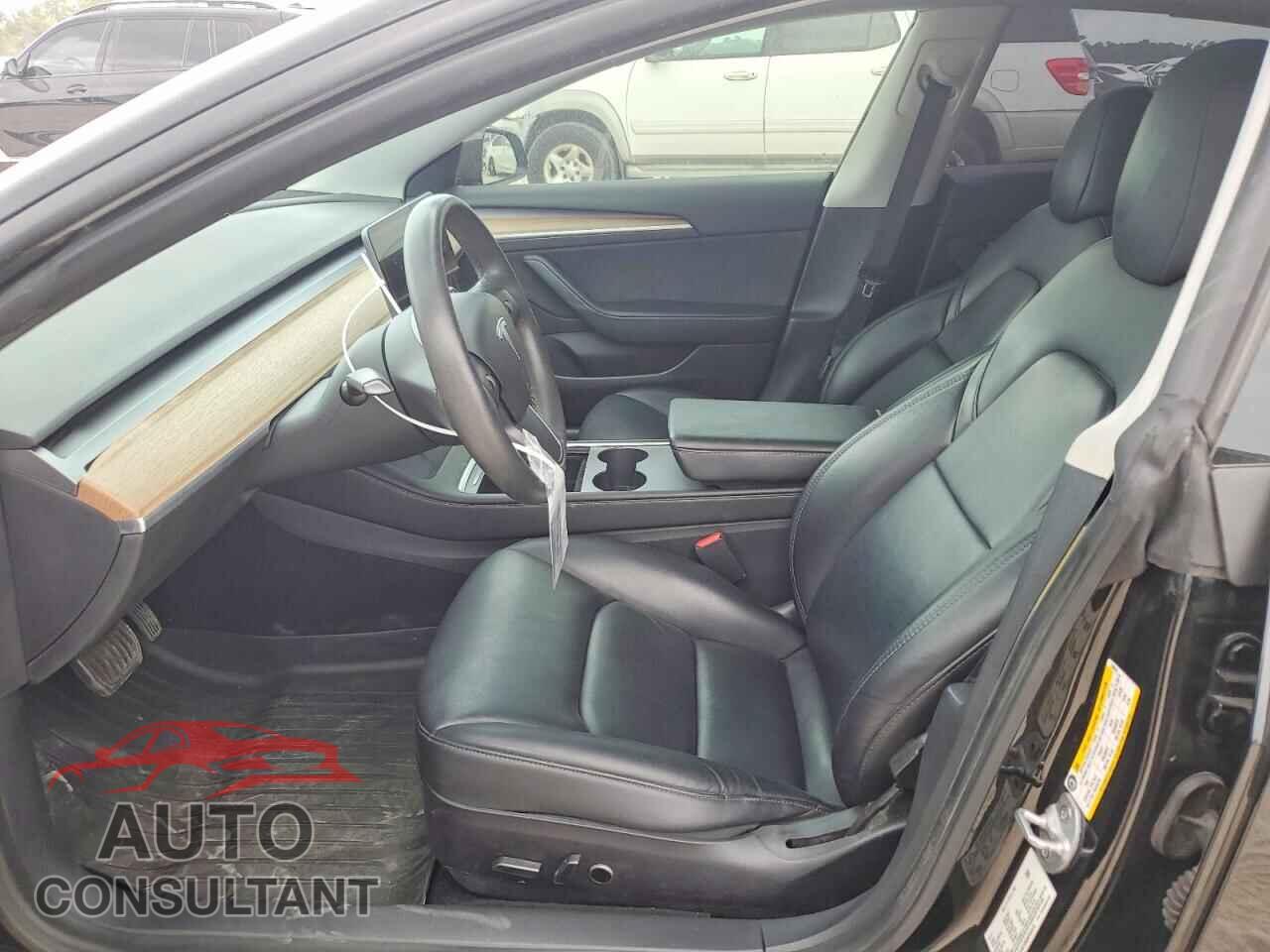 TESLA MODEL 3 2021 - 5YJ3E1EB2MF050470