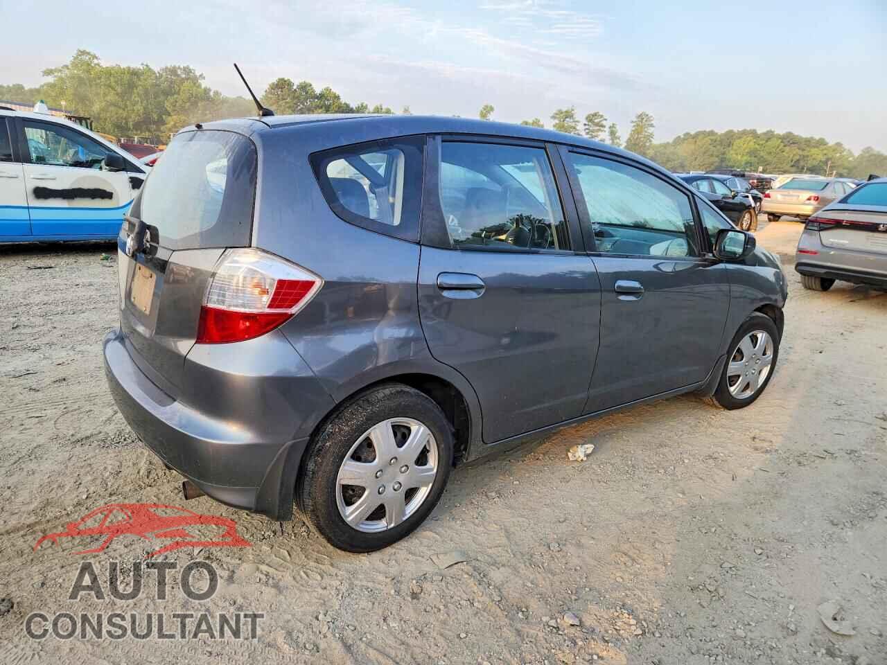 HONDA FIT 2013 - JHMGE8H38DC020075