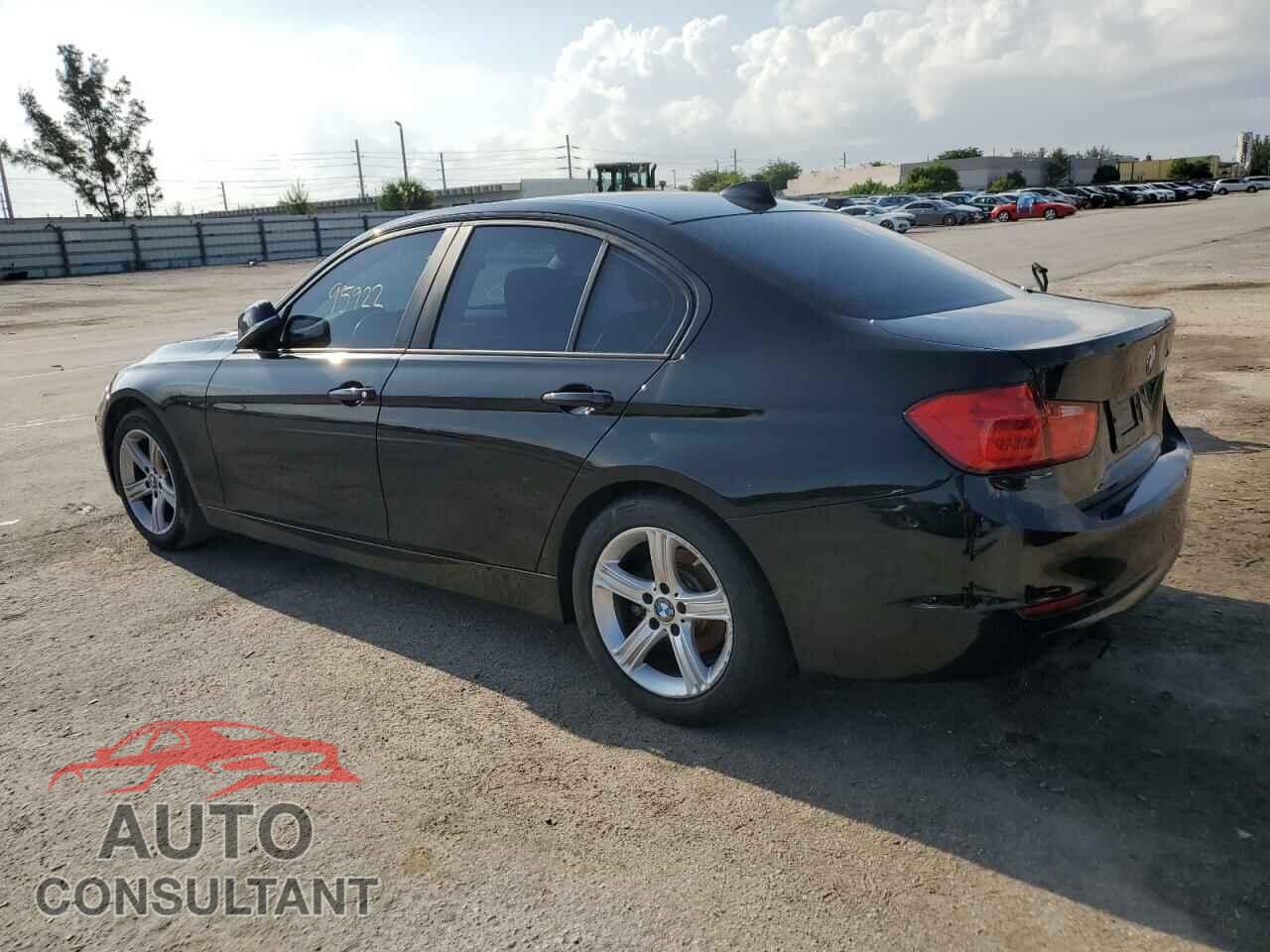 BMW 3 SERIES 2015 - WBA3A5C57FP605158