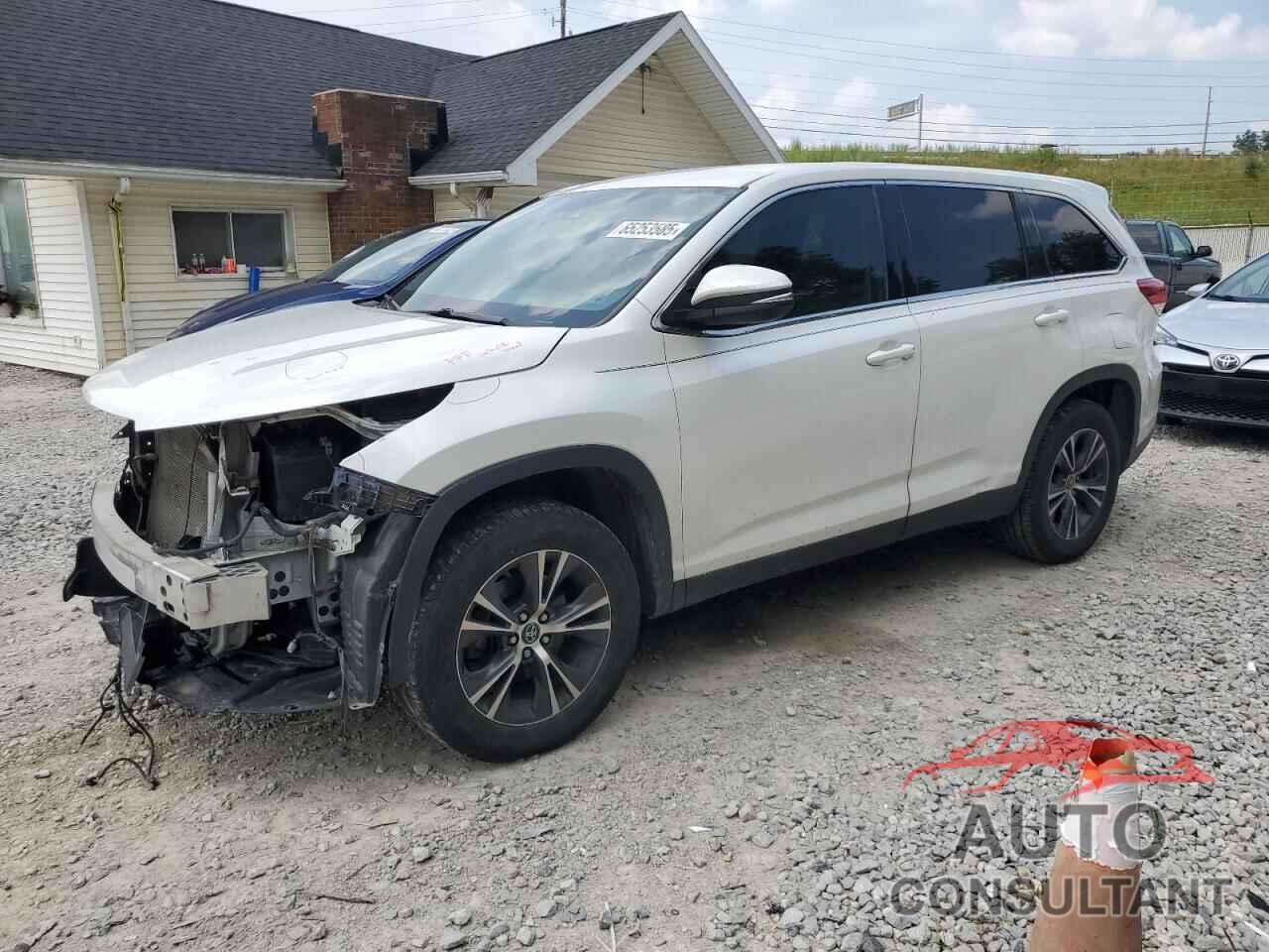 TOYOTA HIGHLANDER 2019 - 5TDZARFH9KS046156