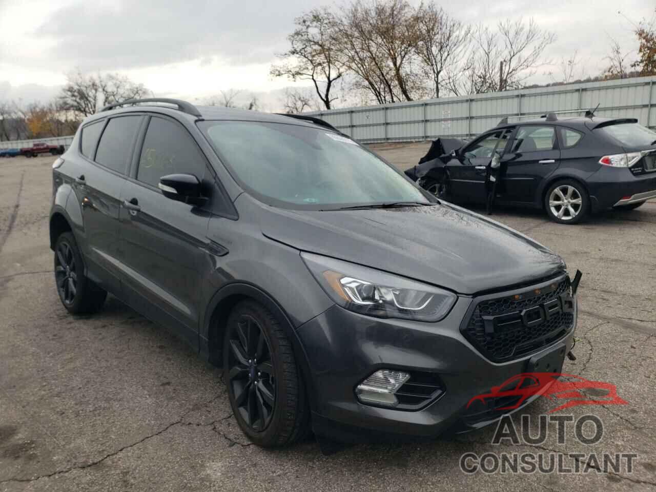 FORD ESCAPE 2017 - 1FMCU9J99HUC44331