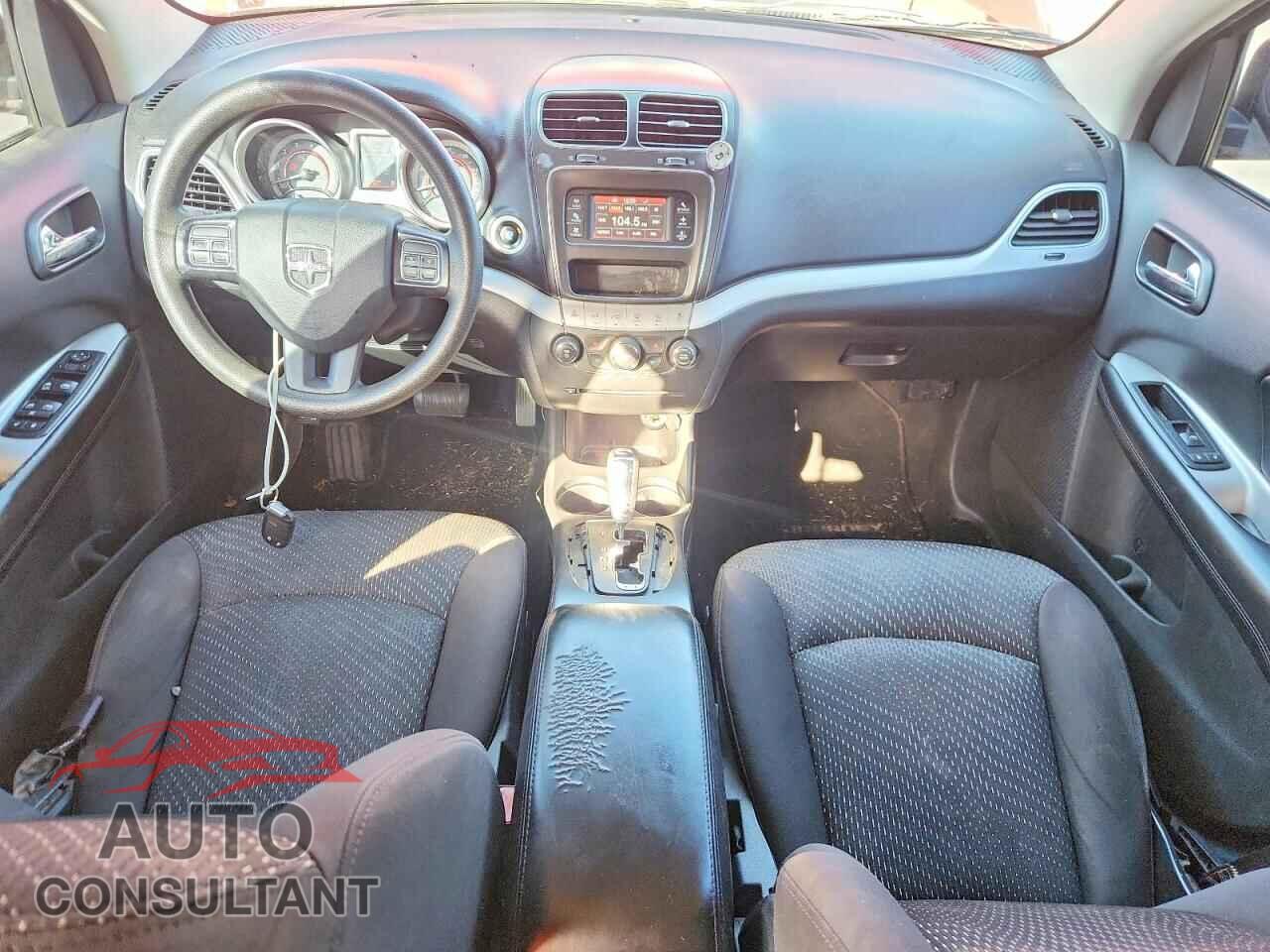 DODGE JOURNEY 2015 - 3C4PDDBG8FT526134