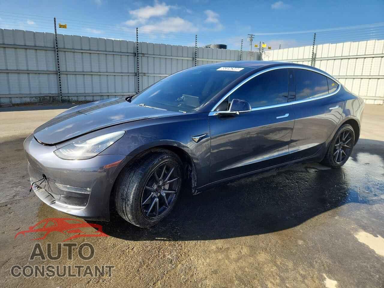 TESLA MODEL 3 2018 - 5YJ3E1EB8JF096140
