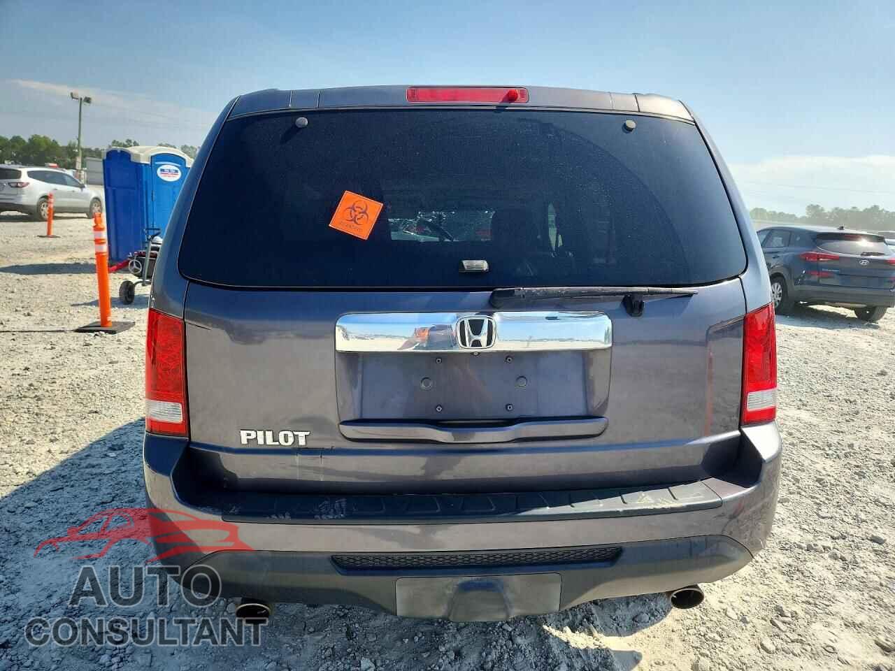 HONDA PILOT 2015 - 5FNYF3H59FB026366