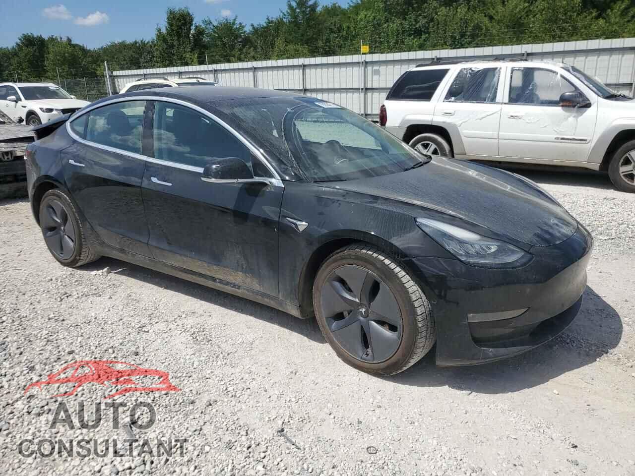TESLA MODEL 3 2018 - 5YJ3E1EBXJF068095