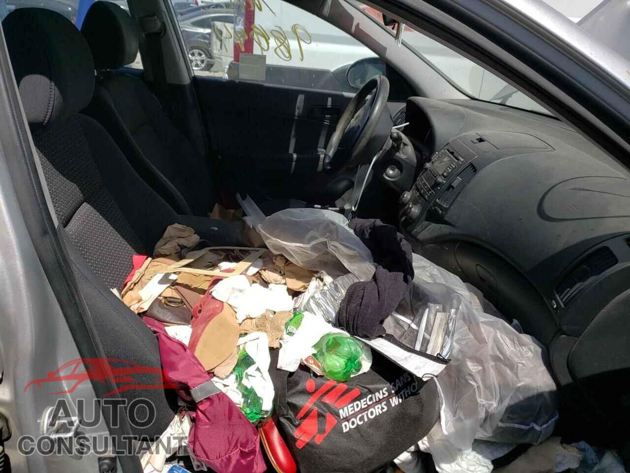 HYUNDAI ELANTRA 2012 - KMHDB8AE5CU136847