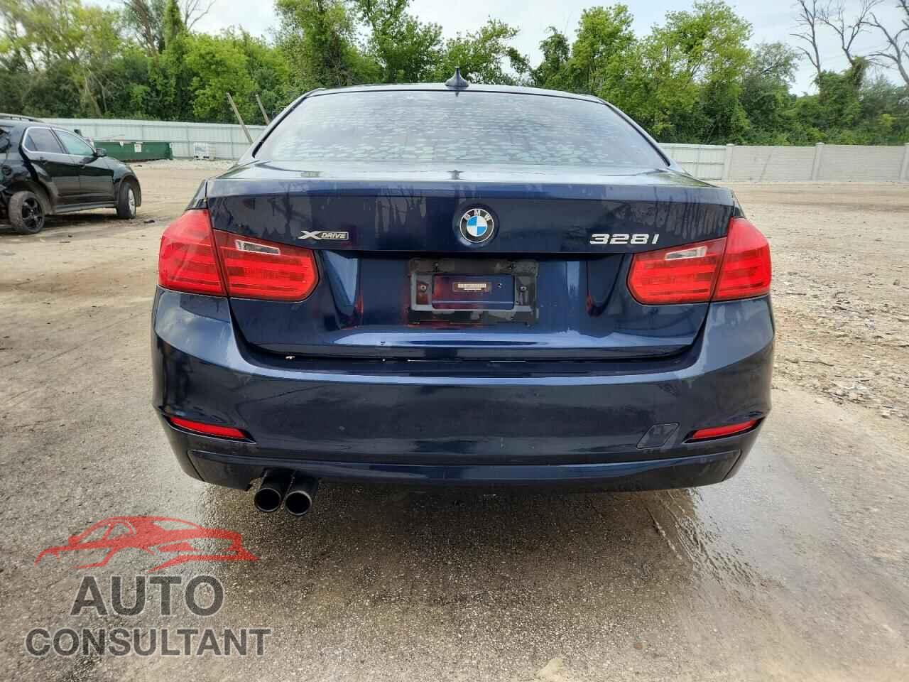 BMW 3 SERIES 2013 - WBA3B3C52DF530826