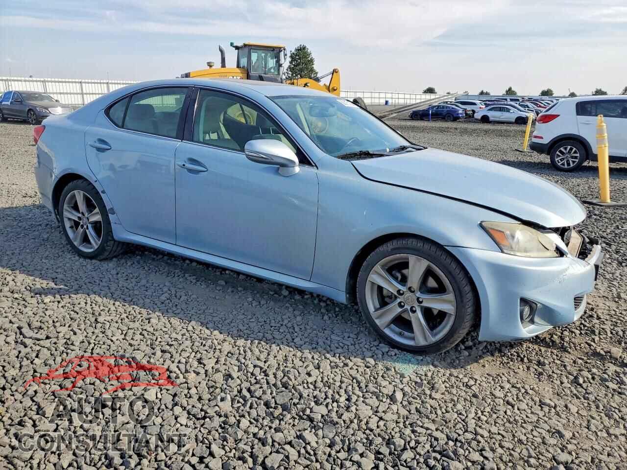 LEXUS IS 2011 - JTHBF5C28B5154283