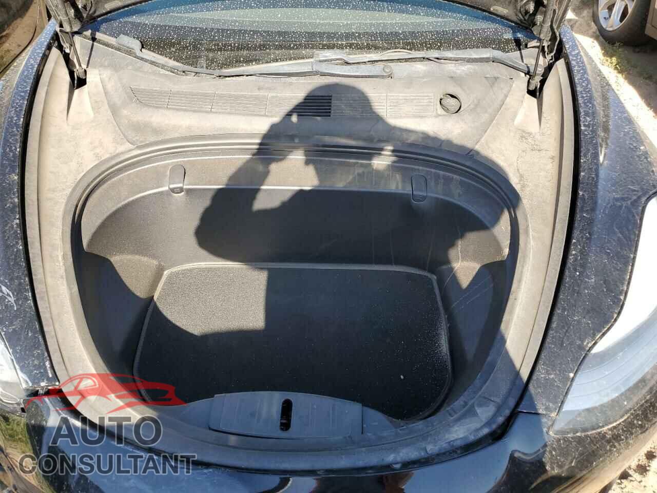 TESLA MODEL 3 2018 - 5YJ3E1EA7JF154956